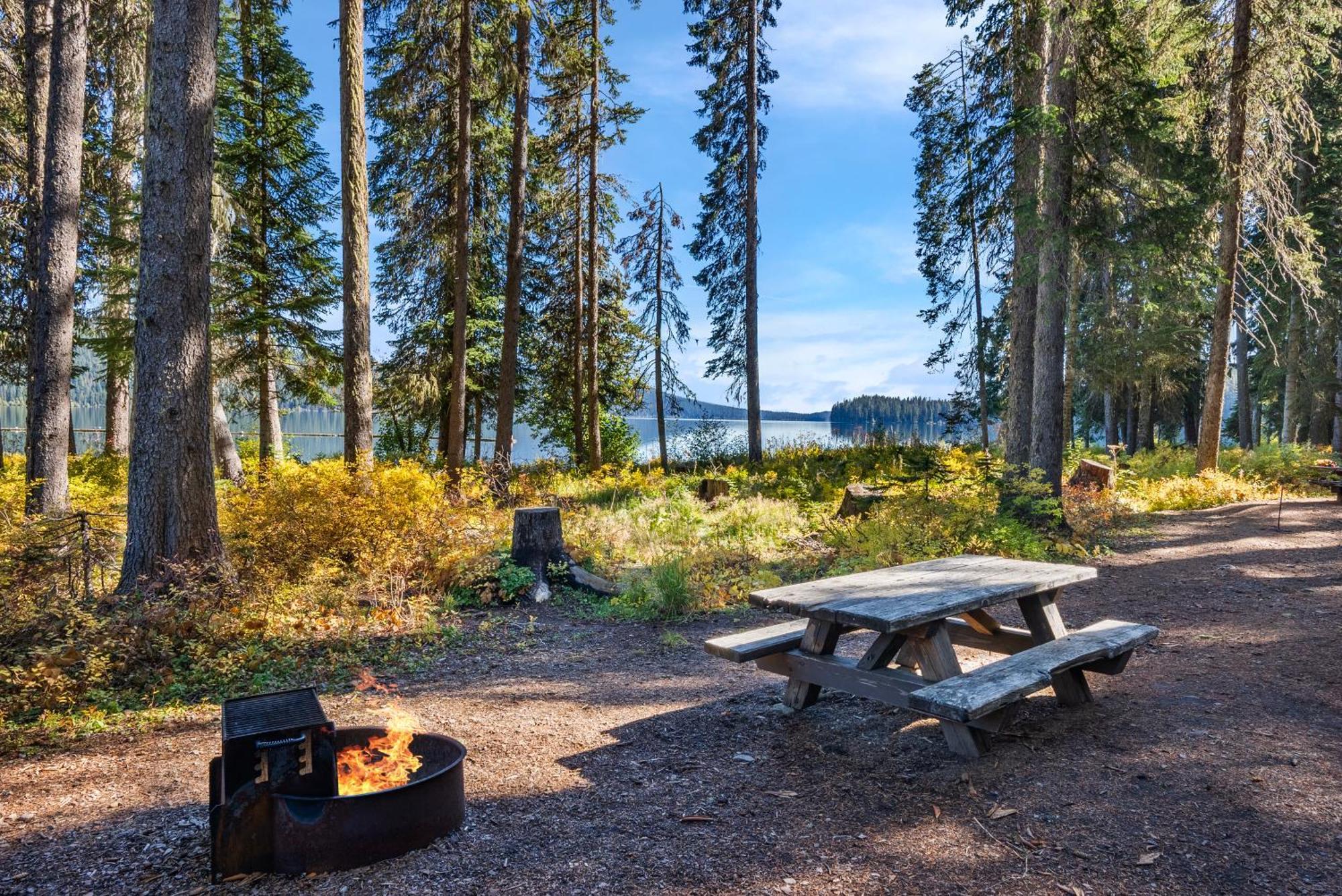 Shelter Cove Resort & Marina Odell Lake Eksteriør billede